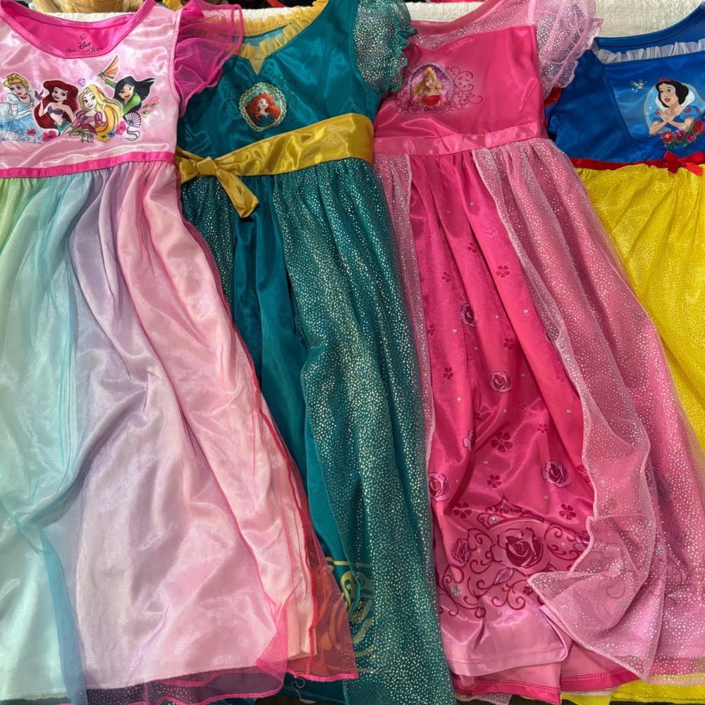 Disney Princess Nightgown Bundle 4pk Merida Aurora Snow White Girls Size 6